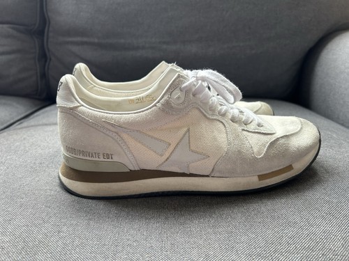 Golden goose running - golden, ‘running’