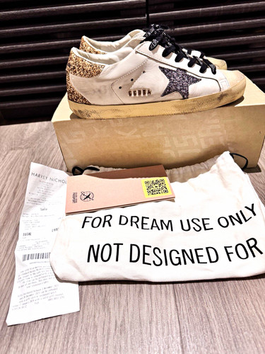 Golden goose super - goose, super-star