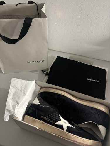 Golden goose ball - goose, star