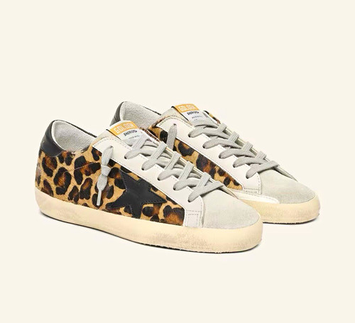 Golden goose super - goose, super-star